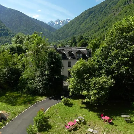 Hotel La D'alti *